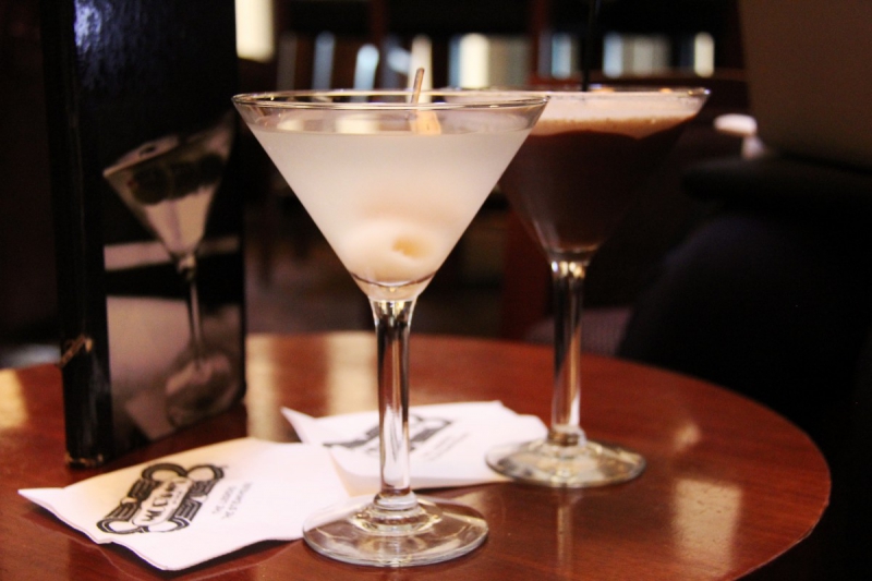 brasserie-ESCRAGNOLLES-min_martini_bar_lychee_chocolate_alcohol_liquor_happy_hour_happy-910161